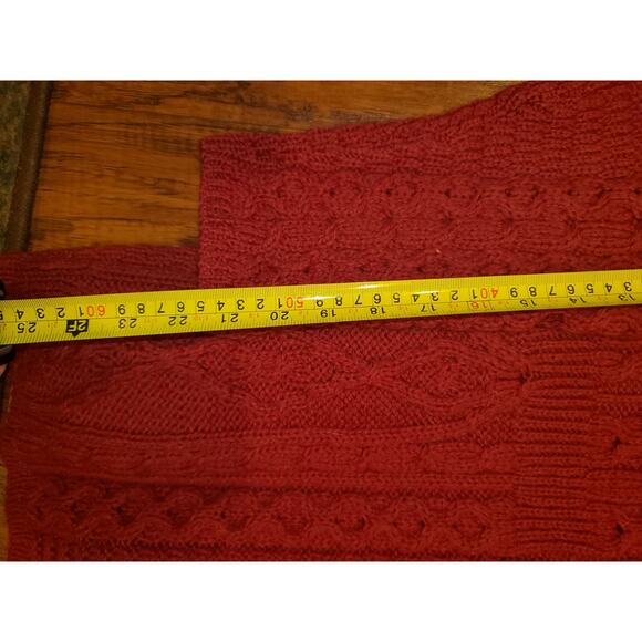 ARAN Ireland VTG Handmade 100%Wool Cardigan,Cable Knit Color Red three button, L - Picture 10 of 11